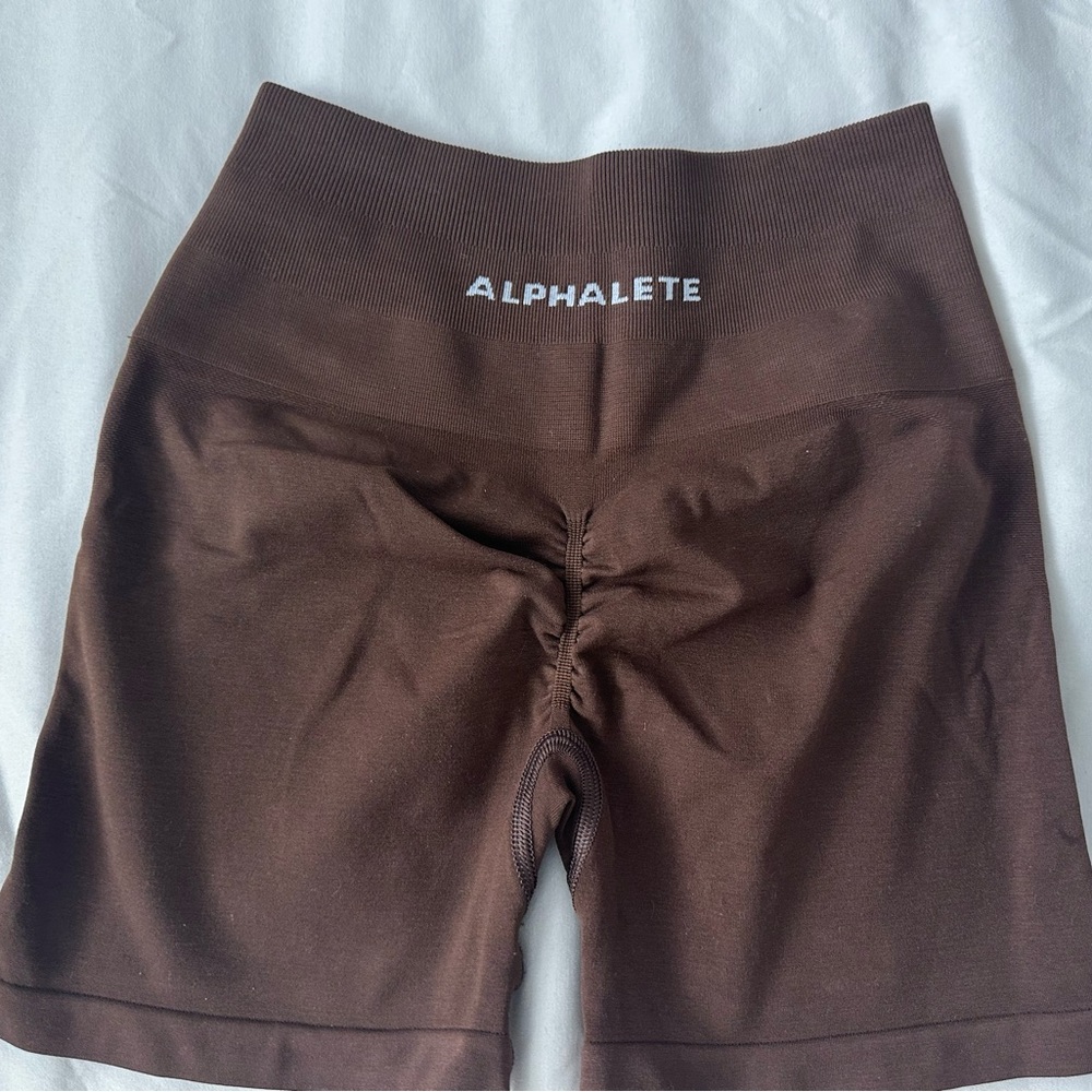 Alphalete - Amplify 4.5 shorts